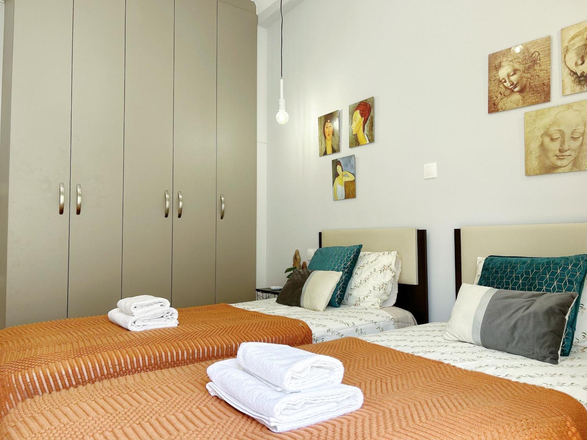 Near Acropolis New 2 Bedrooms Apt In Koukaki Афины Экстерьер фото