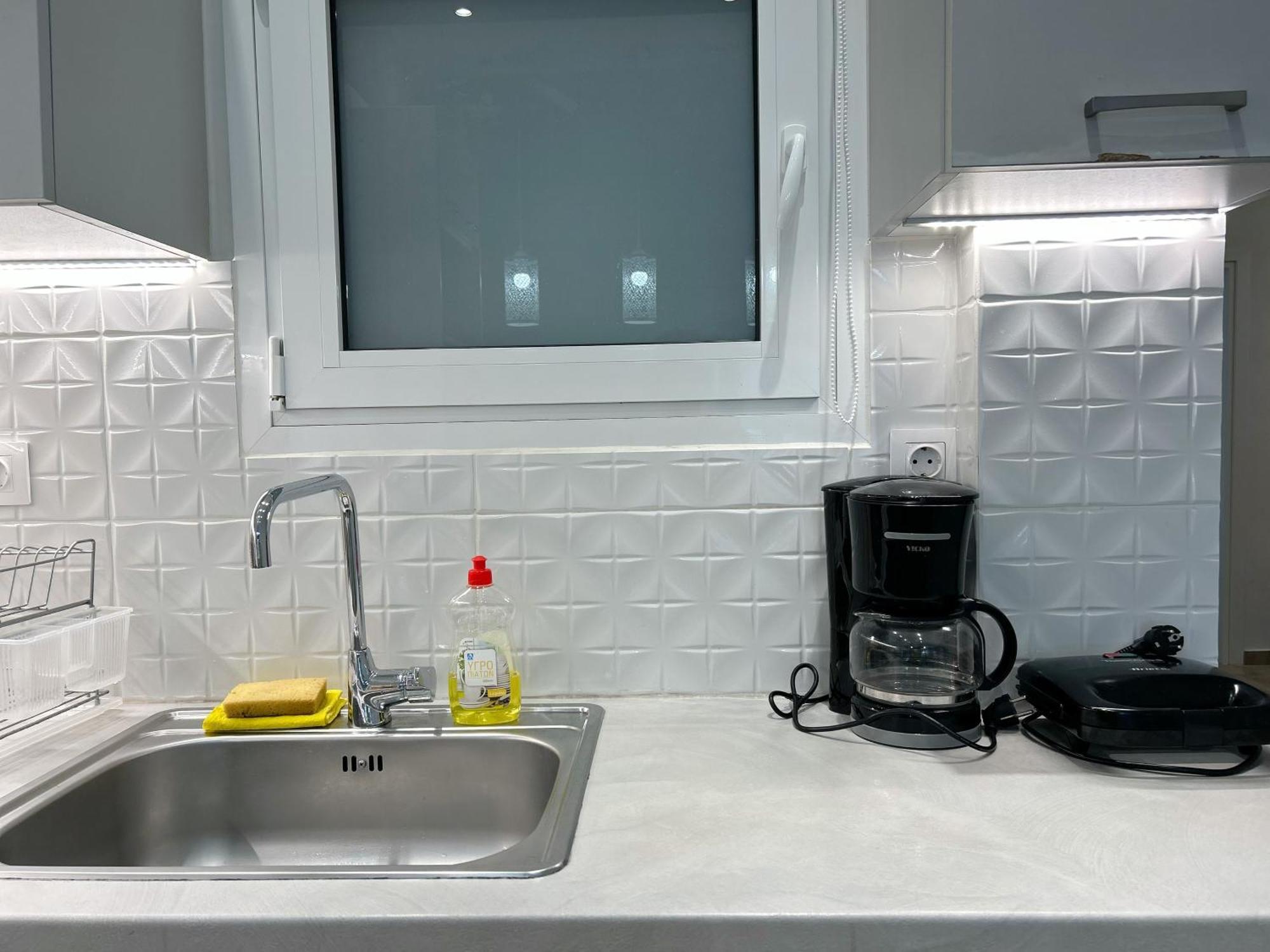 Near Acropolis New 2 Bedrooms Apt In Koukaki Афины Экстерьер фото